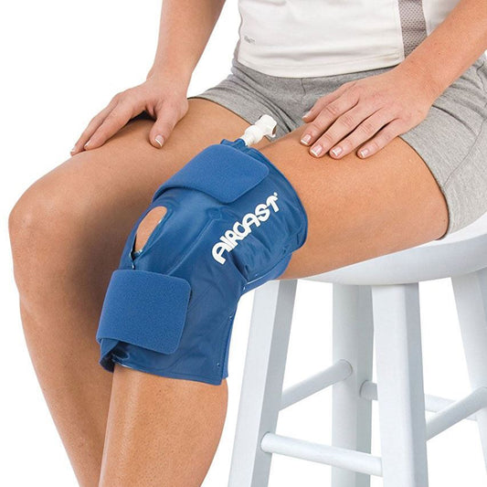 Aircast Knee Cryo/Cuff – Cold Compression Therapy Wrap for Knee Pain Relief, Swelling Reduction, and Injury Recovery